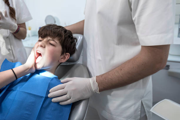 Best Dentist for Tooth Abscess  in Dora, AL